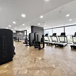 Vayk - Bright 4 Bd Penthouse With Spacious Terrace