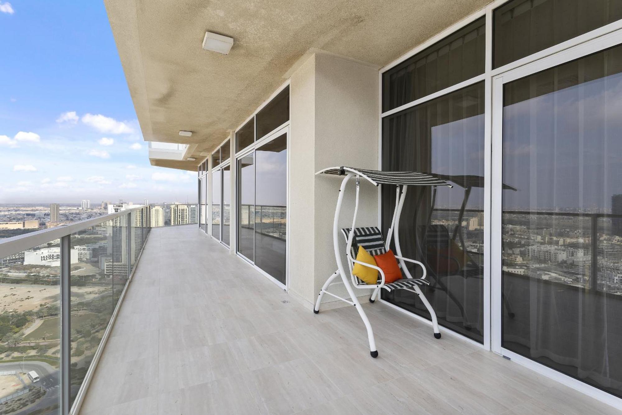 Apartment Vayk - Bright 4 Bd Penthouse With Spacious Terrace Dubai