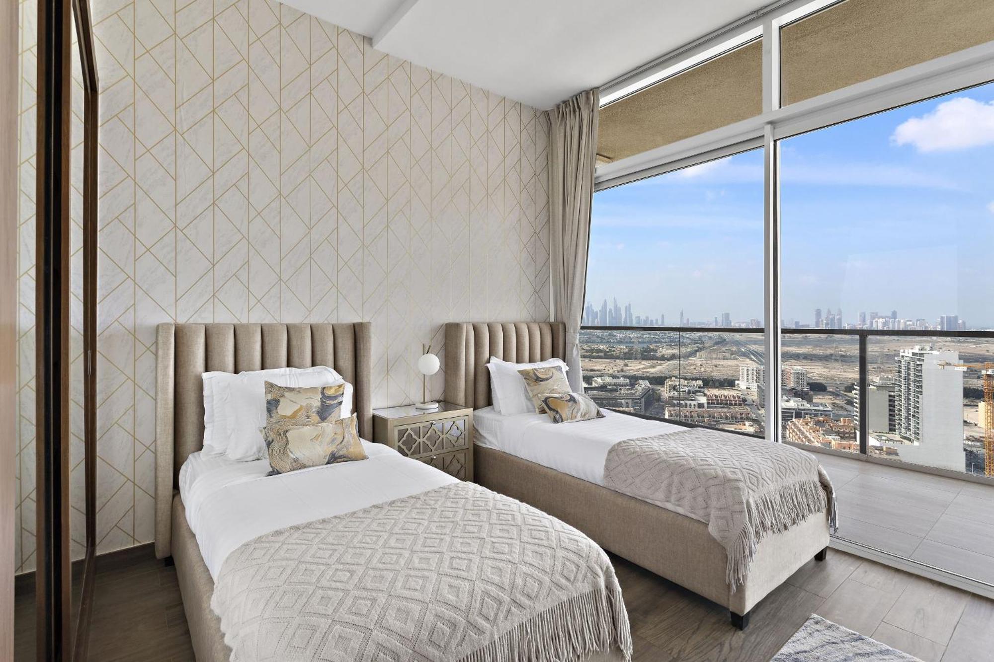 Vayk - Bright 4 Bd Penthouse With Spacious Terrace Dubai