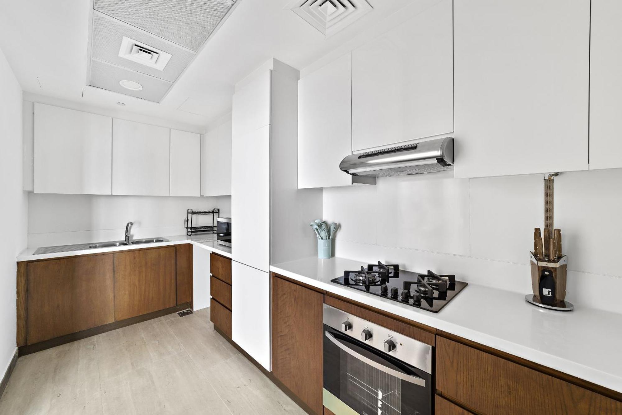 Apartment Vayk - Bright 4 Bd Penthouse With Spacious Terrace